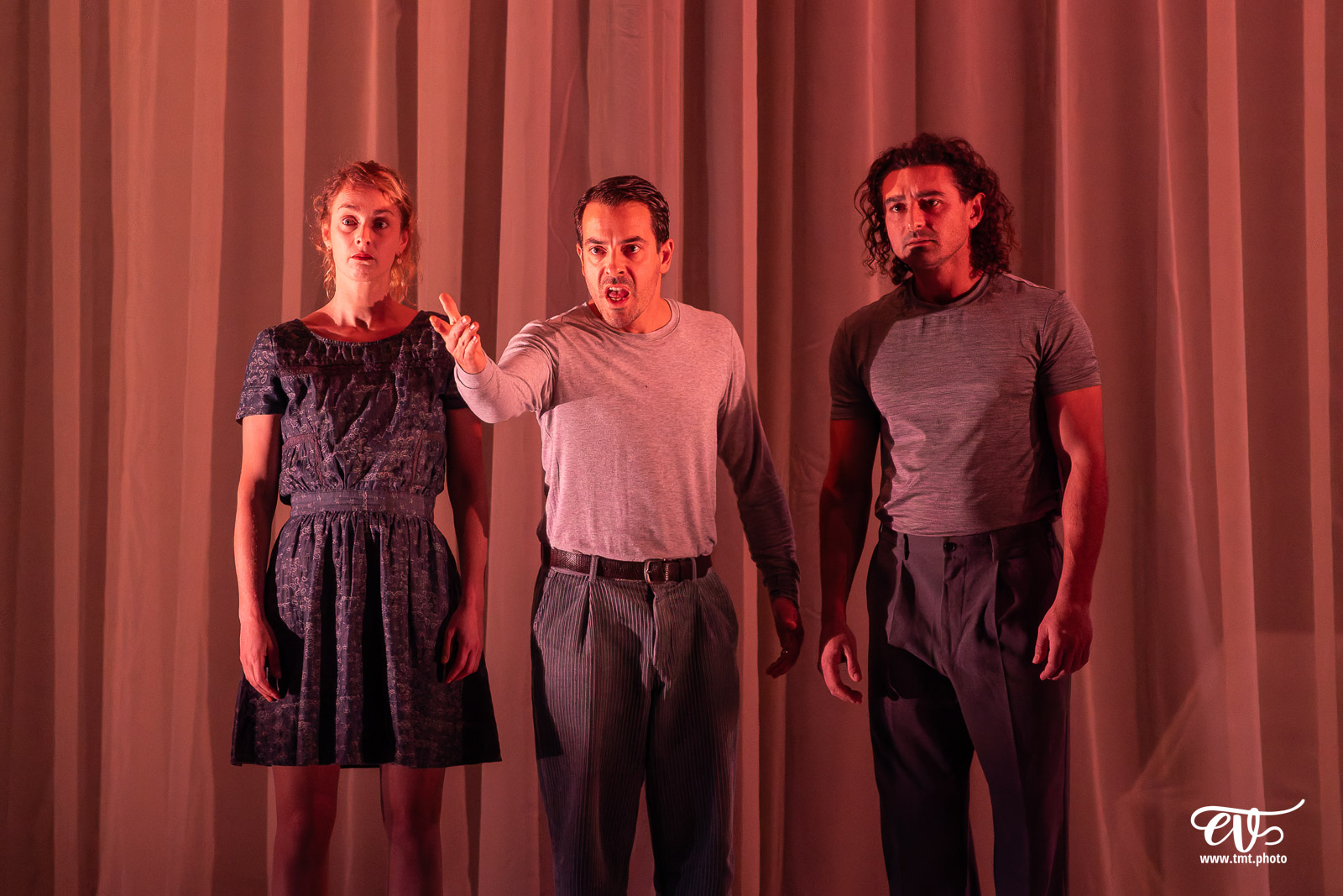 REVENIR (CIE LE TALON ROUGE)